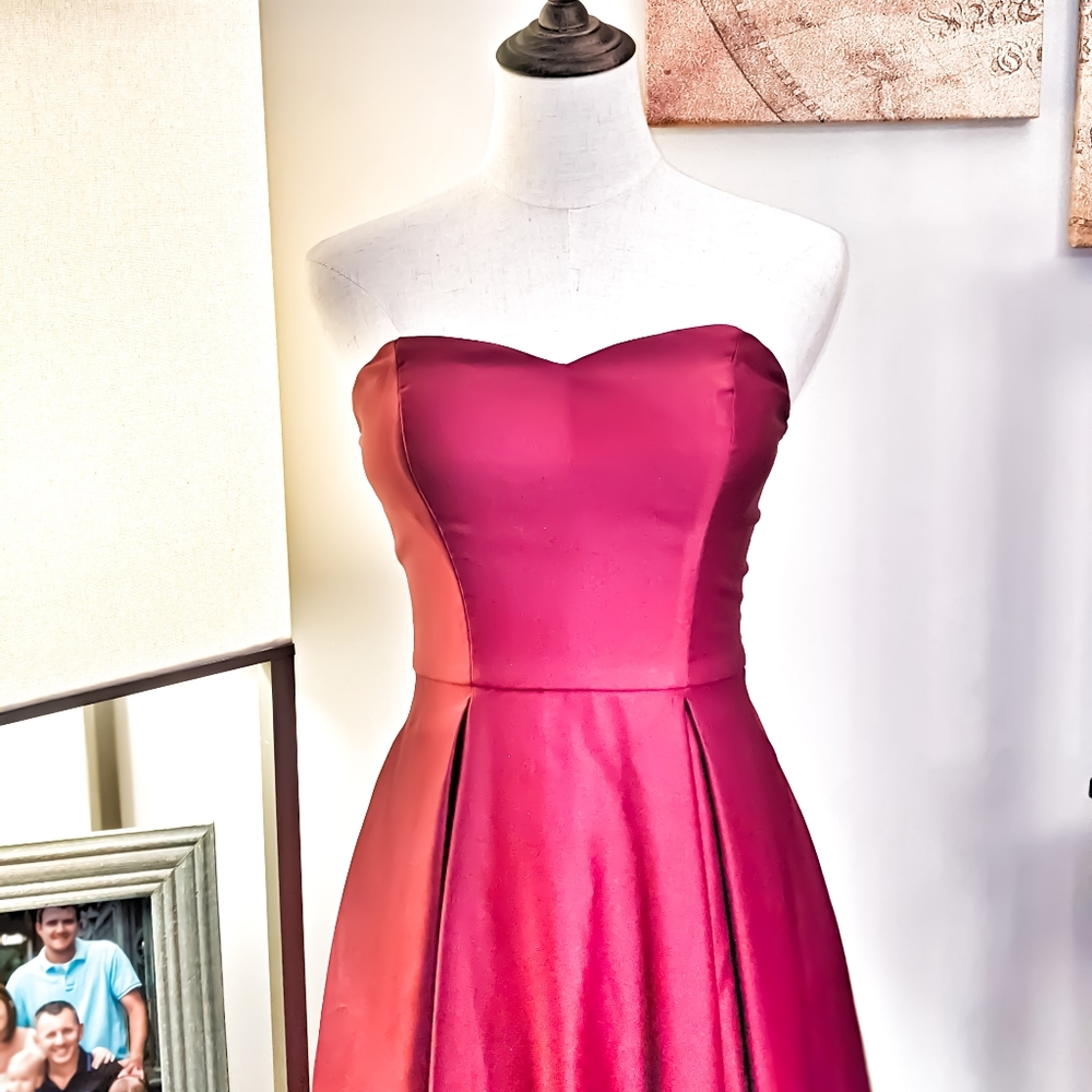 Ladies A-Line Strapless Sweetheart Ball Gown | Formal Dress Size 3 Prom Homecomi - Picture 4 of 6